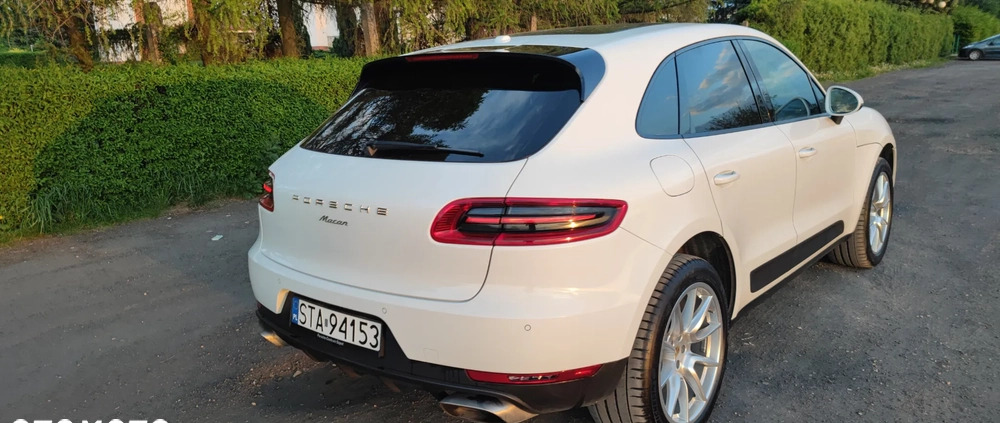 Porsche Macan cena 164900 przebieg: 65000, rok produkcji 2018 z Golina małe 191